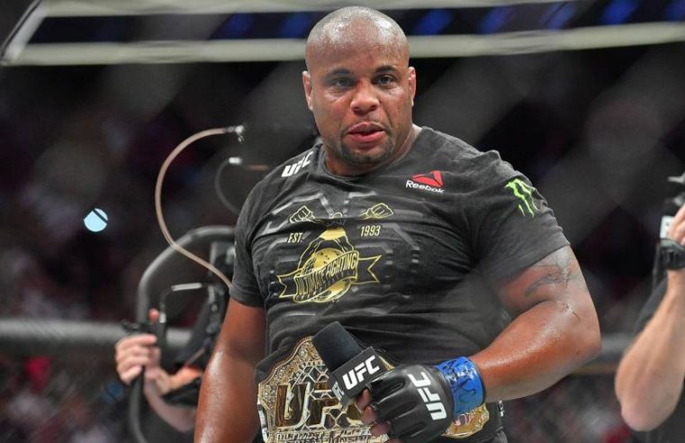 Dana White On When He Expects Daniel Cormier To Retire