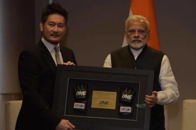 Destination India: Chatri Sityodtong Shares Picture With Indian PM