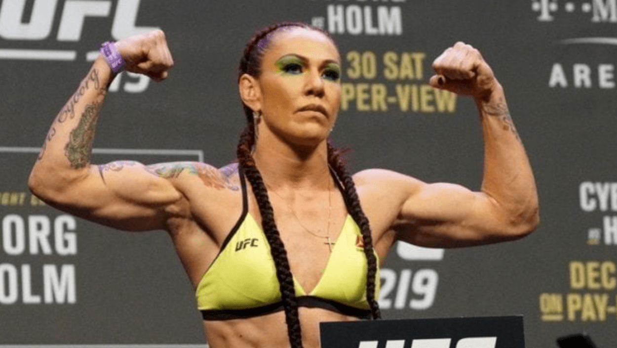 Cris Cyborg Says She Will Sign New Contract In A Month