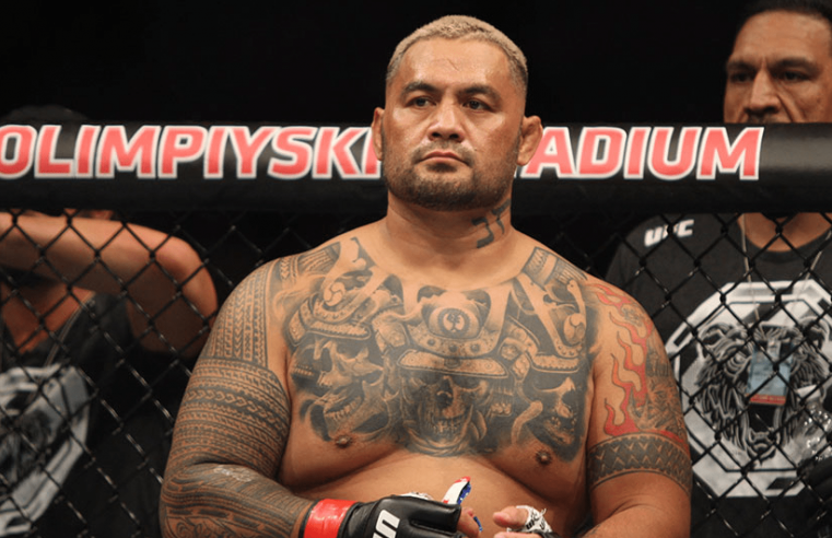 Mark Hunt Talks Legal Battles With The UFC And Upcoming Fight